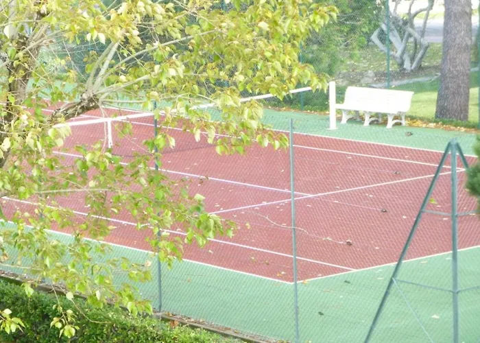 Сasa de vacaciones Maison Proche Terrain De Tennis