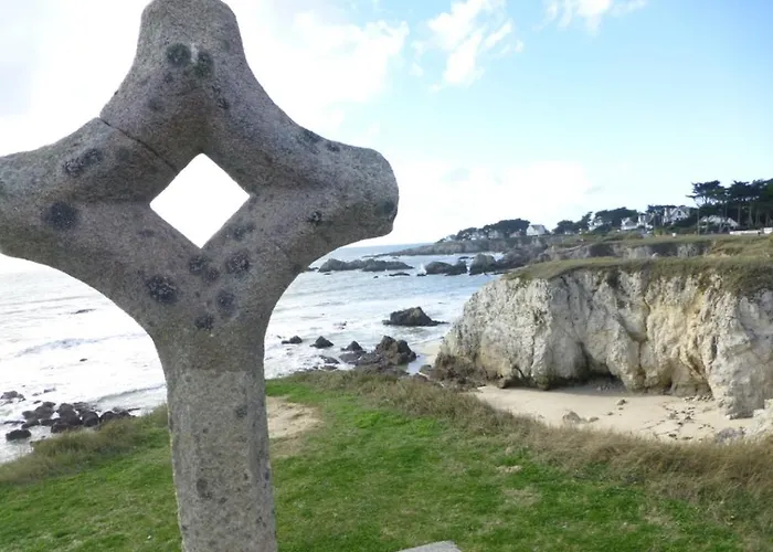 Maison Proche Terrain De Tennis